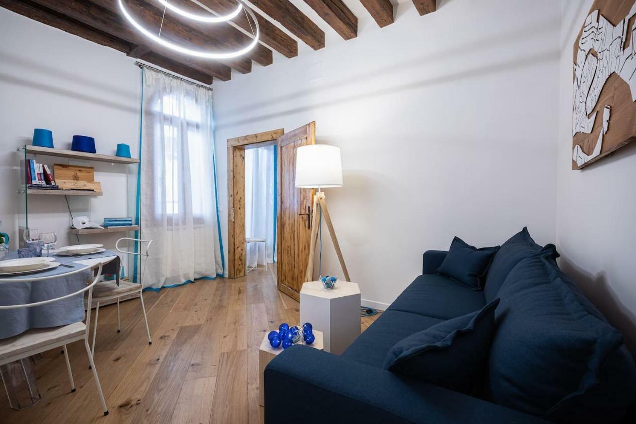 Privacy In - Your To Be Let Alone Apartment Venedig