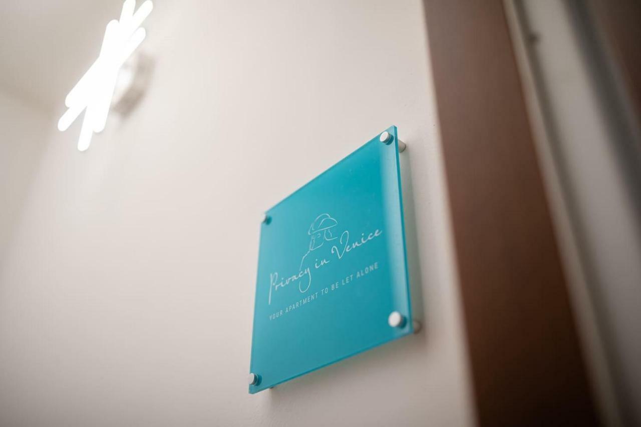 Privacy In - Your To Be Let Alone Appartement